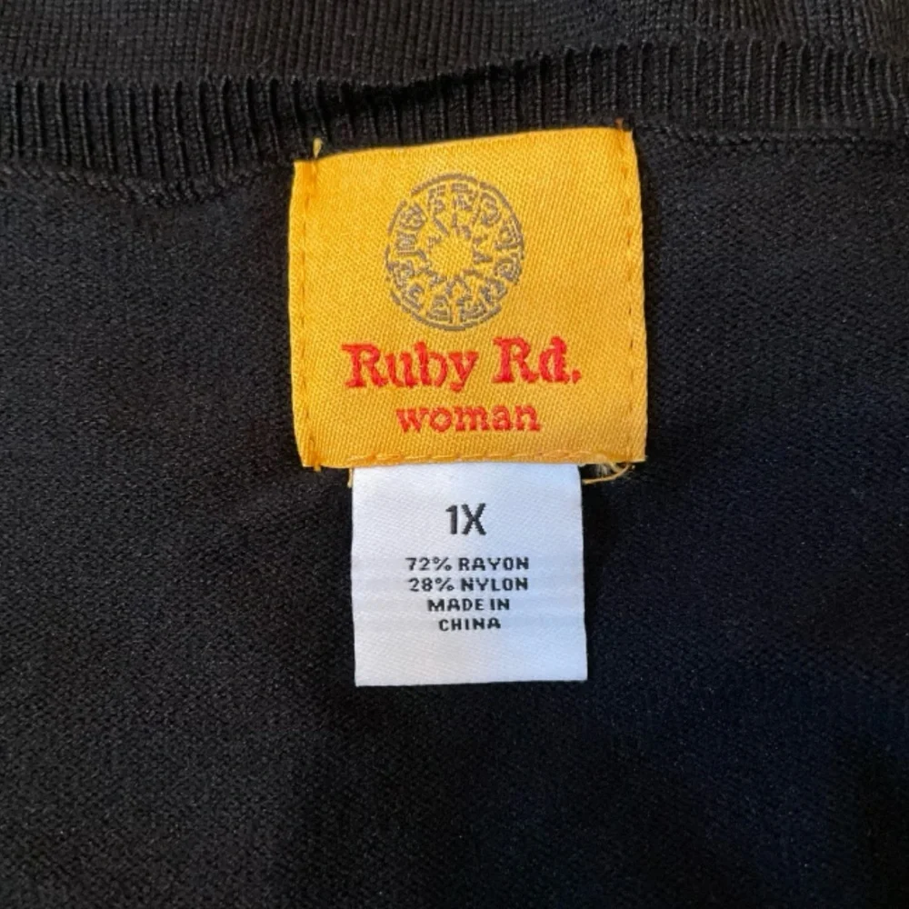 Ruby Rd. Top - Picture 3 of 3